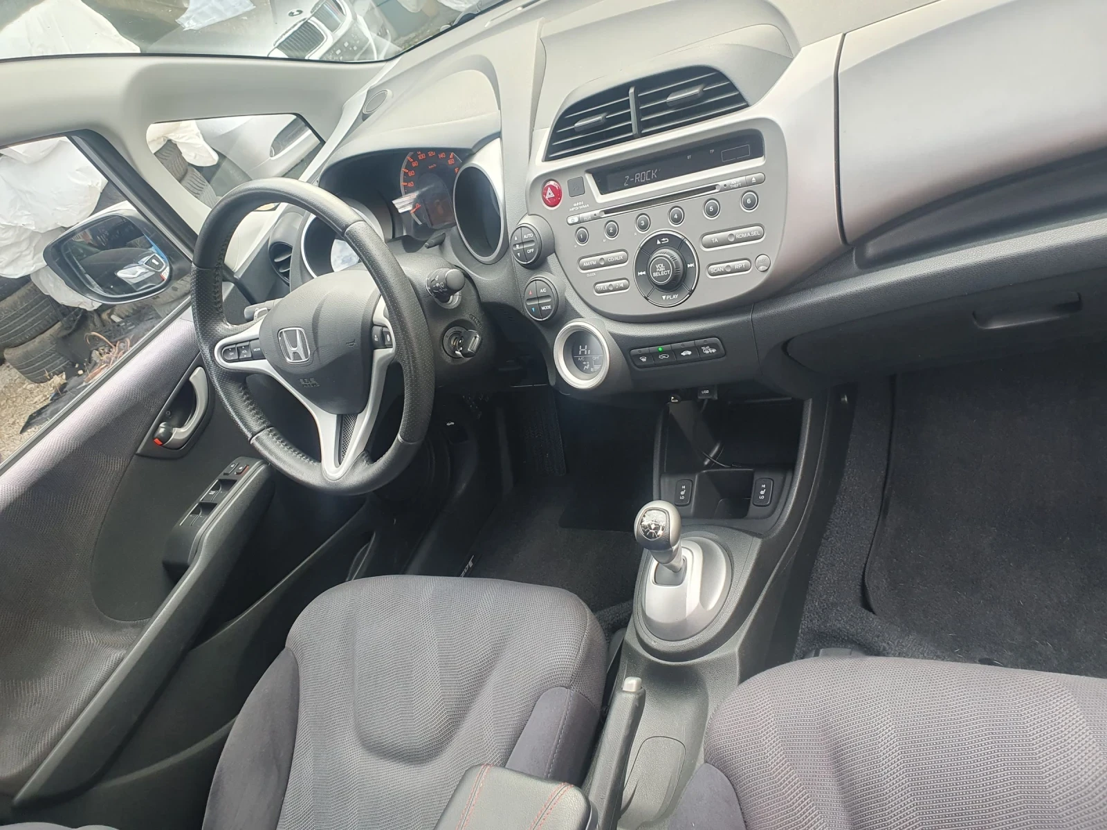 Honda Jazz 1.4 AUT 100ks PODGREV KLIMATRONIK  | Mobile.bg � ����������� 10
