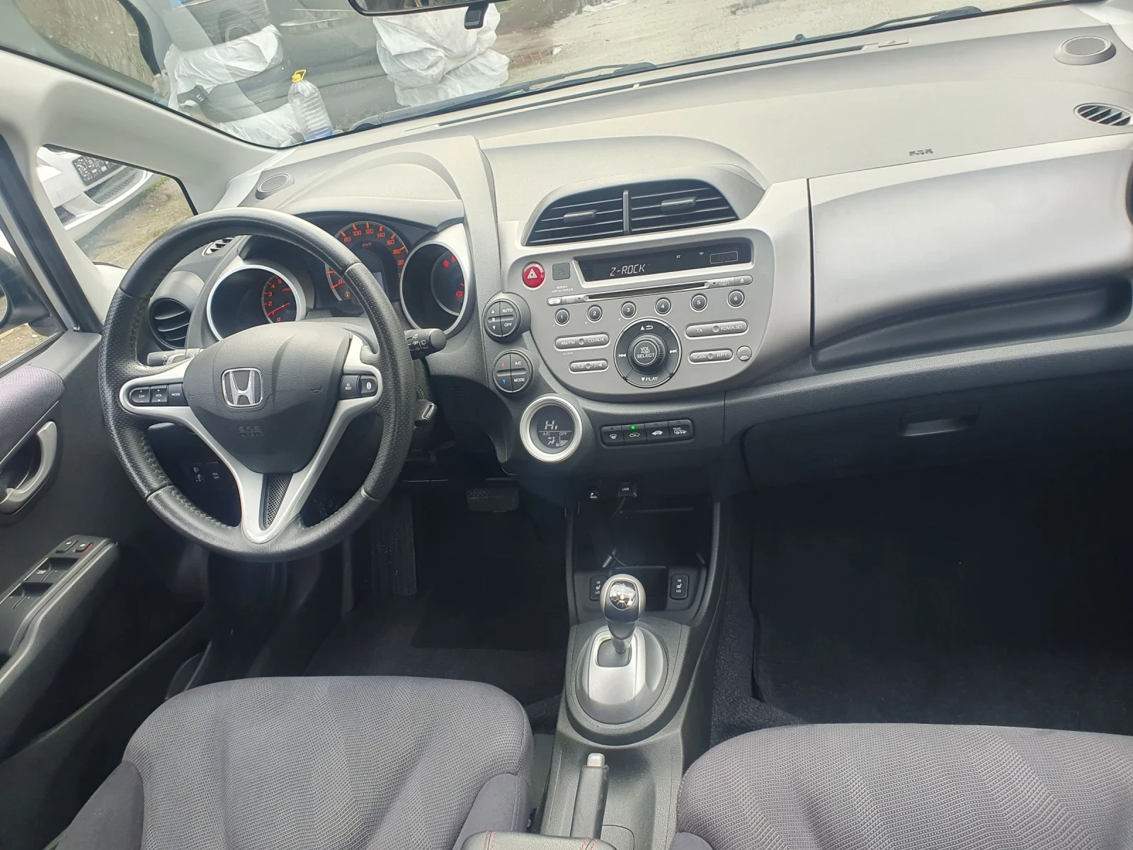 Honda Jazz 1.4 AUT 100ks PODGREV KLIMATRONIK  | Mobile.bg � ����������� 12