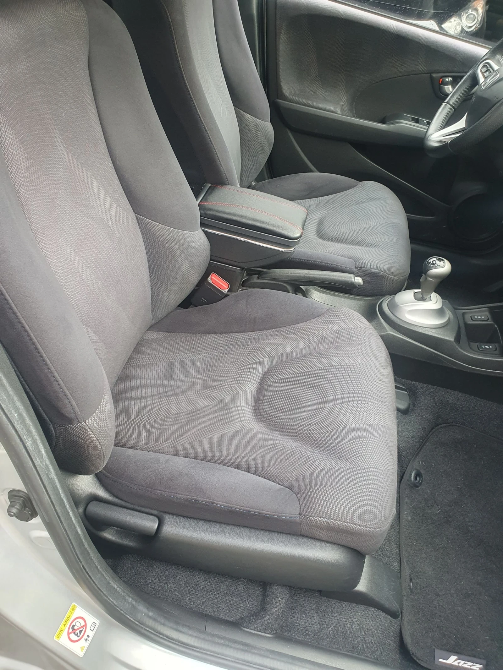 Honda Jazz 1.4 AUT 100ks PODGREV KLIMATRONIK  | Mobile.bg � ����������� 8