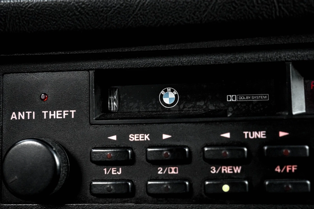 BMW M6 CARFAX* АВТОФИНАНСИРАНЕ* БЕЗ ПЪРВОНАЧАЛНА ВНОСКА*  - изображение 10