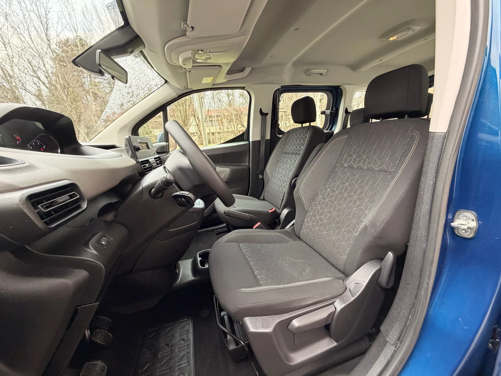 Peugeot Rifter 1.2i / ����������  | Mobile.bg � ����������� 9