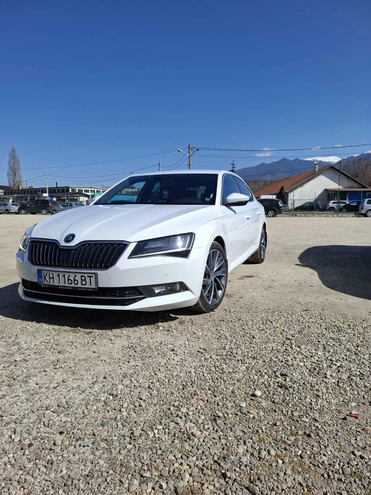 Skoda Superb L&K 4x4, снимка 2 - Автомобили и джипове - 53818607