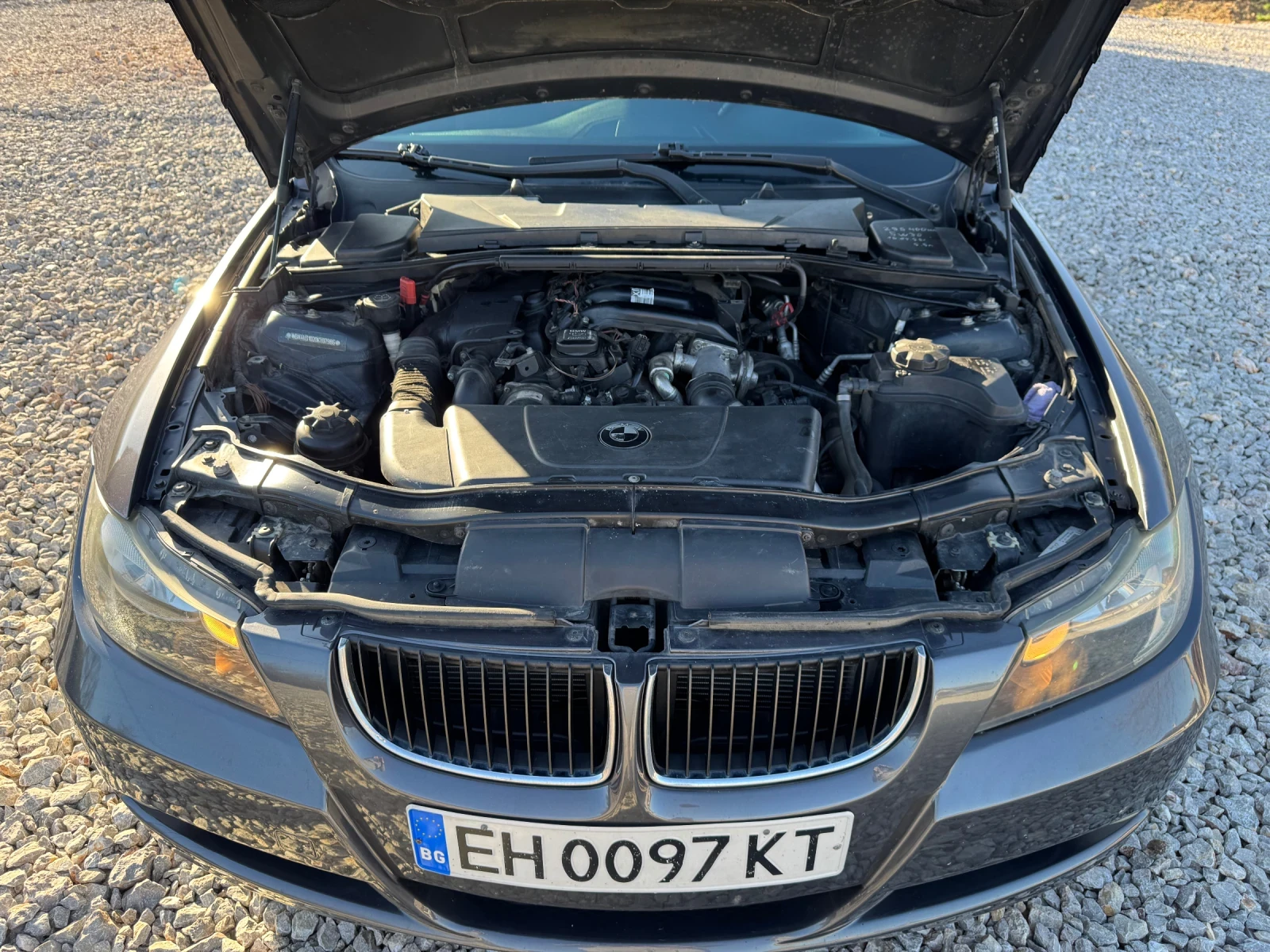 BMW 320, снимка 7 - Автомобили и джипове - 54208213