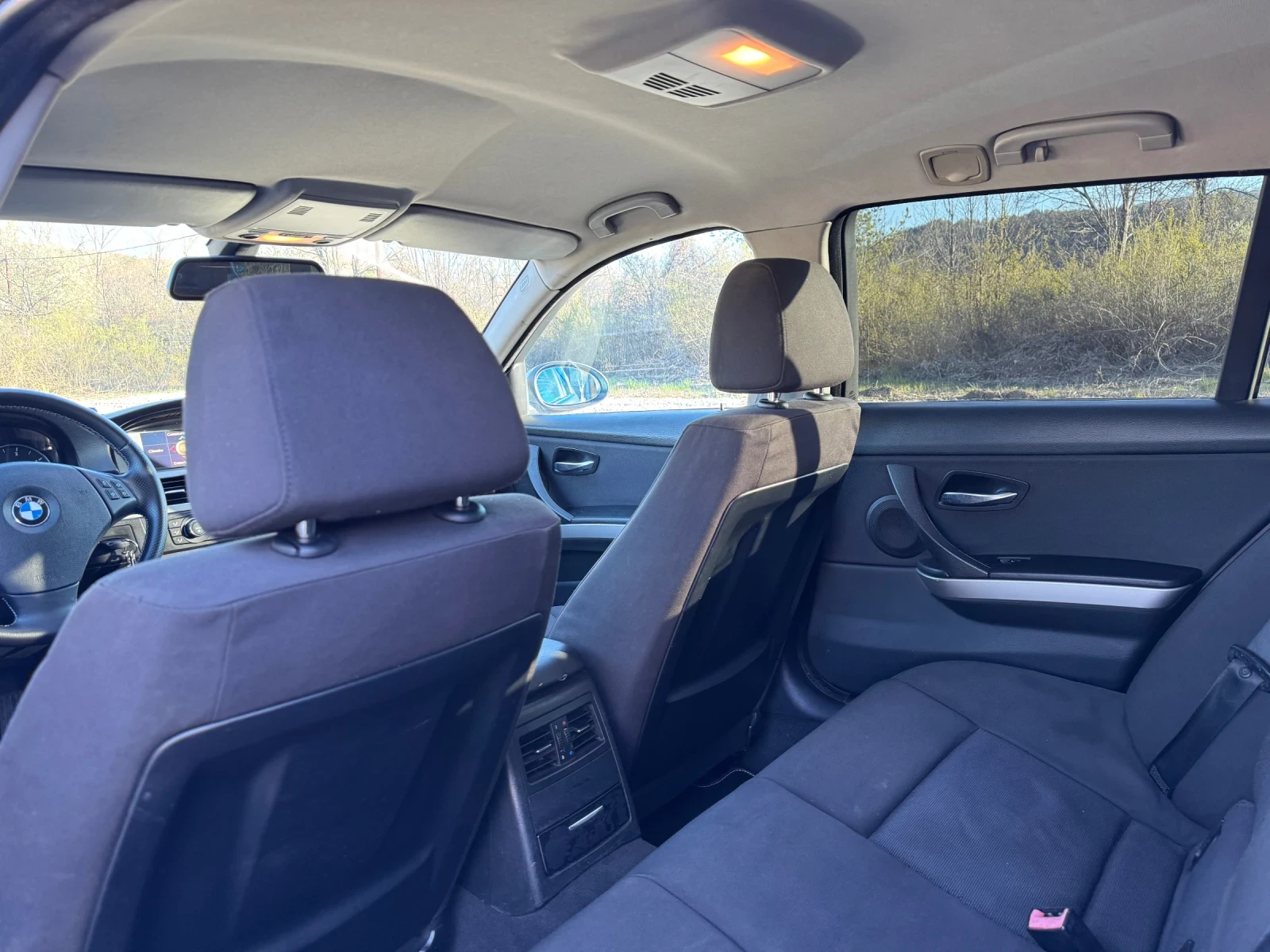 BMW 320, снимка 15 - Автомобили и джипове - 54208213