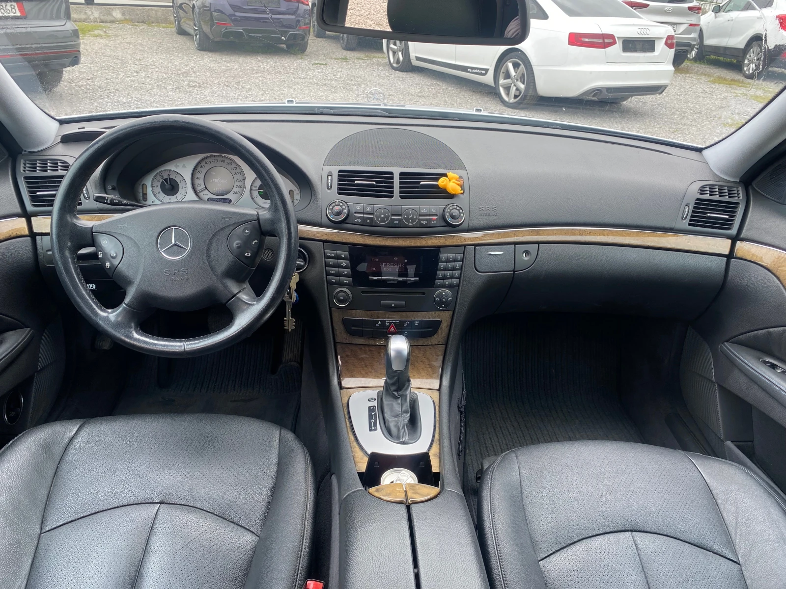 Mercedes-Benz E 280 AVANGARDE 190 ks., снимка 13 - Автомобили и джипове - 54215188