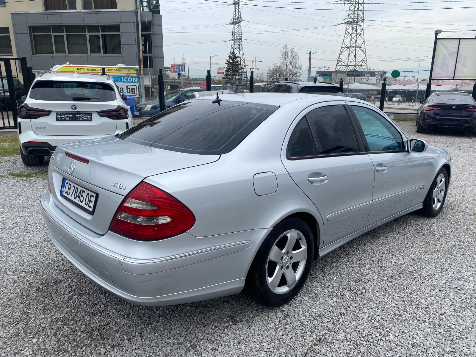 Mercedes-Benz E 280 AVANGARDE 190 ks., снимка 5 - Автомобили и джипове - 54215188