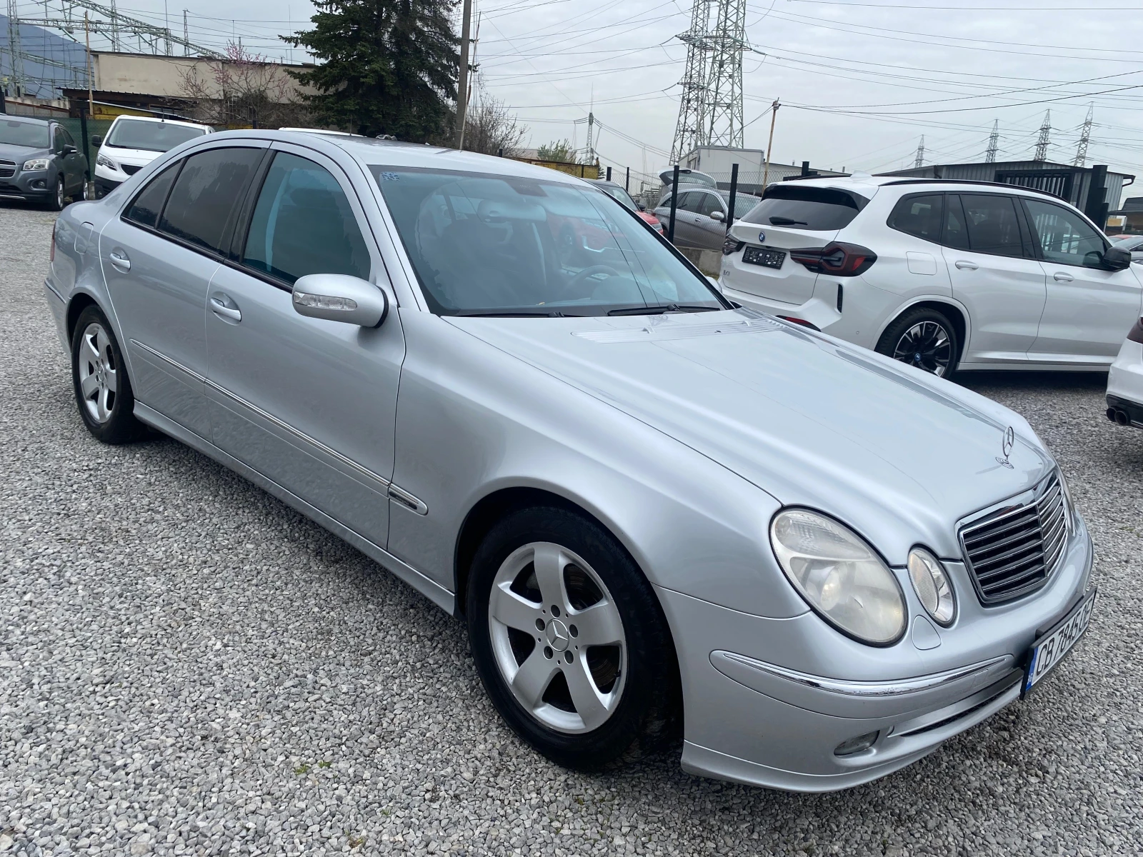 Mercedes-Benz E 280 AVANGARDE 190 ks., снимка 3 - Автомобили и джипове - 54215188