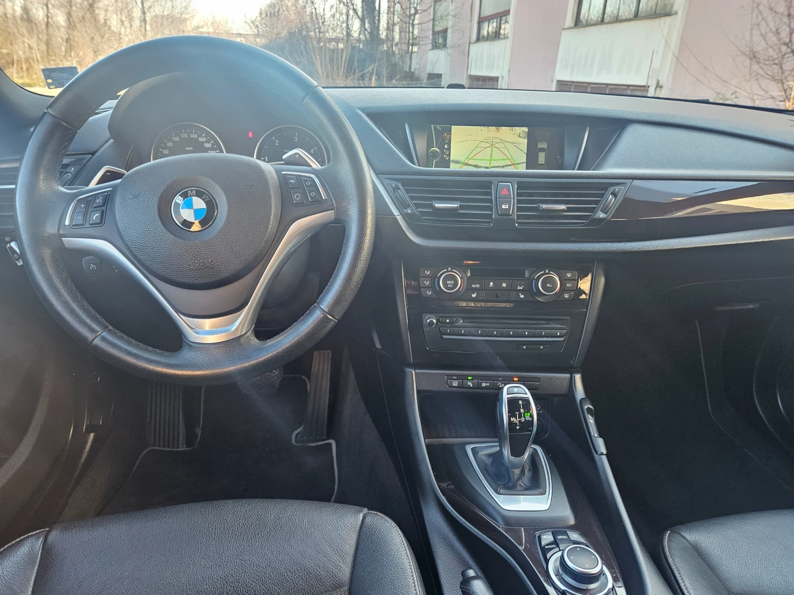 BMW iX1 Facelift X-line X-drive 218 k.c, снимка 7 - Автомобили и джипове - 54455421