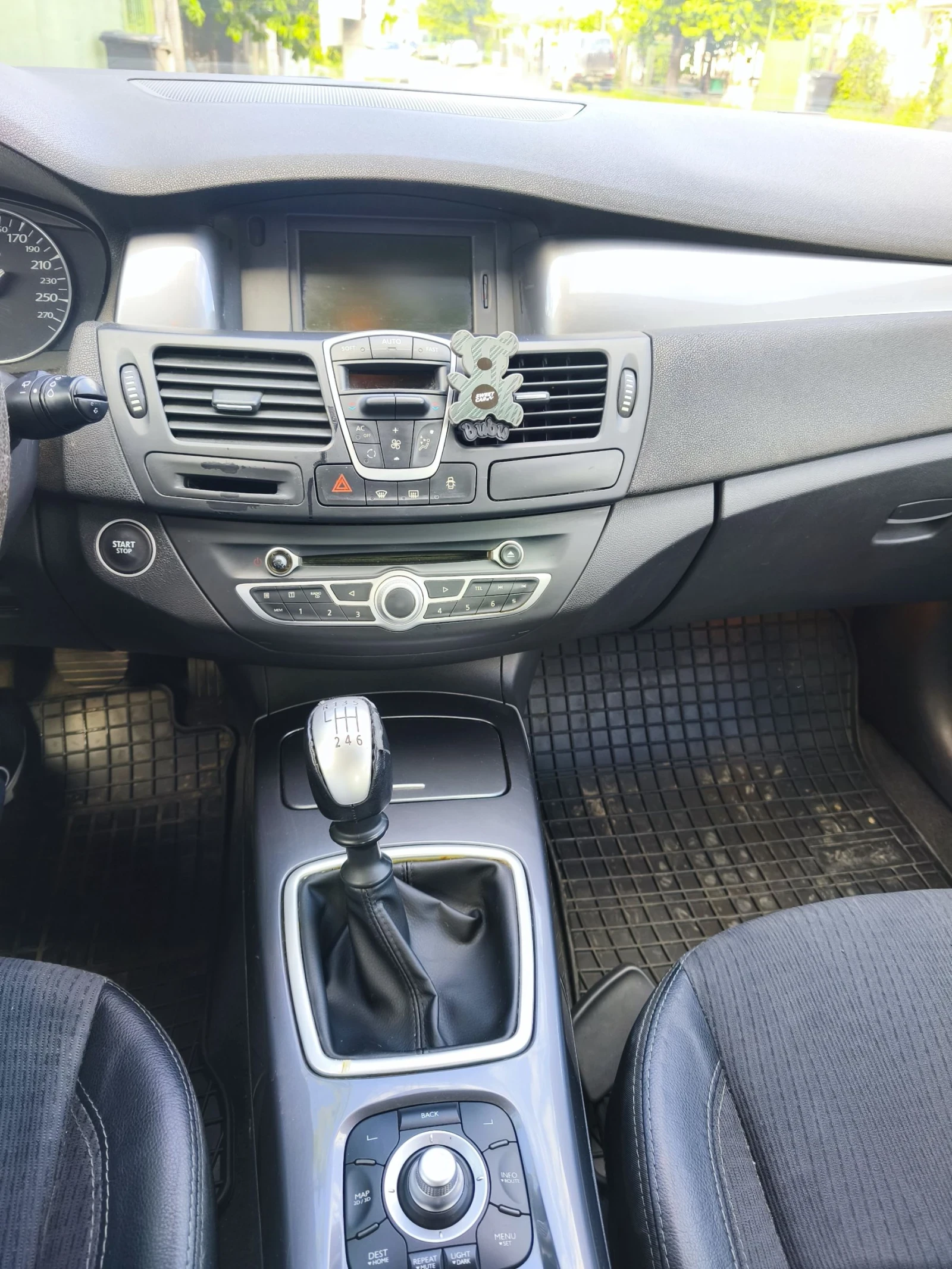 Renault Laguna 2.0 DCI, снимка 8 - Автомобили и джипове - 54597802