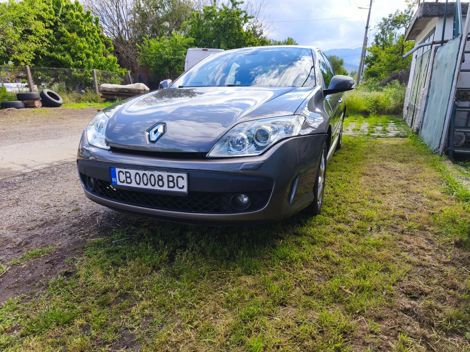 Renault Laguna 2.0 DCI, снимка 2 - Автомобили и джипове - 54597802