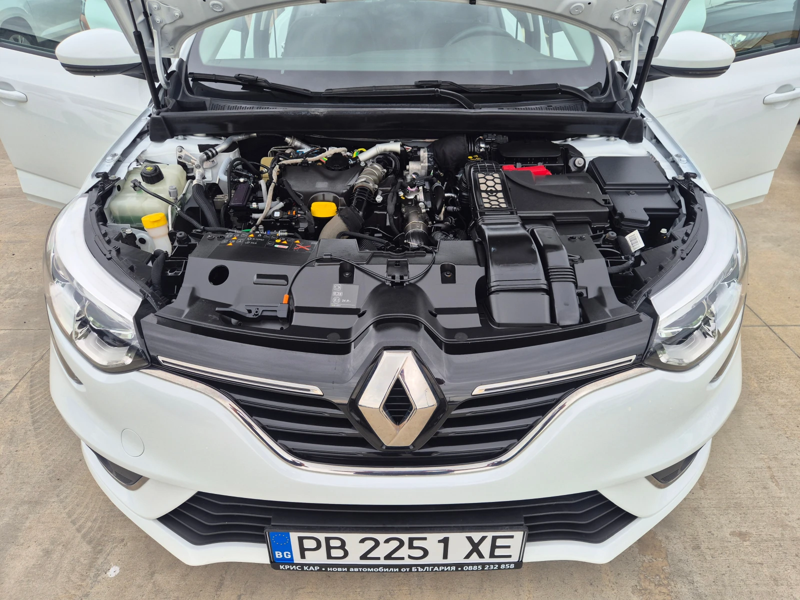 Renault Megane 1, 5DCI-6ск, снимка 16 - Автомобили и джипове - 54608334