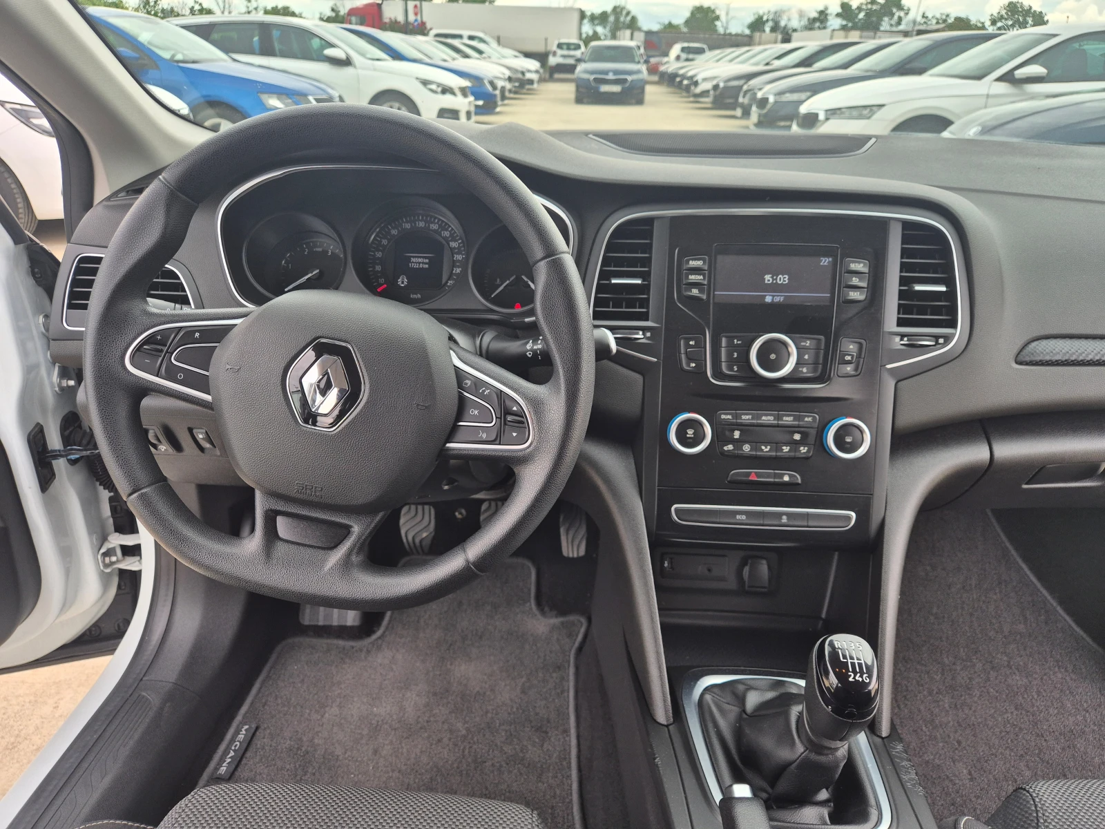 Renault Megane 1, 5DCI-6ск, снимка 14 - Автомобили и джипове - 54608334