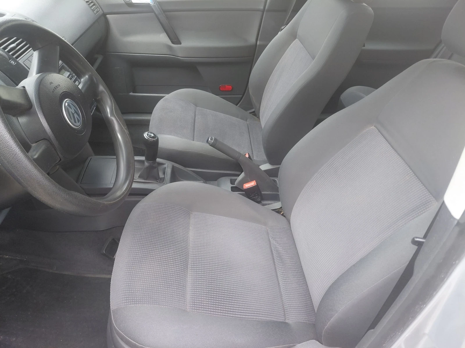 VW Polo, снимка 9 - Автомобили и джипове - 54654623