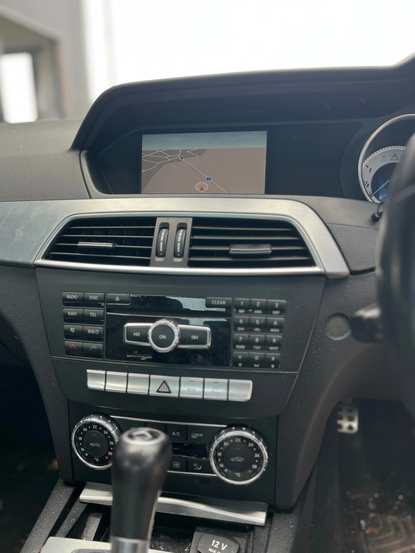 Mercedes-Benz C 250, снимка 10 - Автомобили и джипове - 54941931