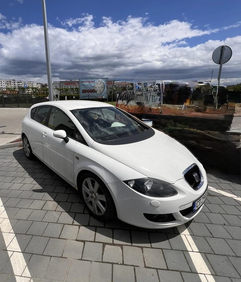 Seat Leon, снимка 3 - Автомобили и джипове - 55142445