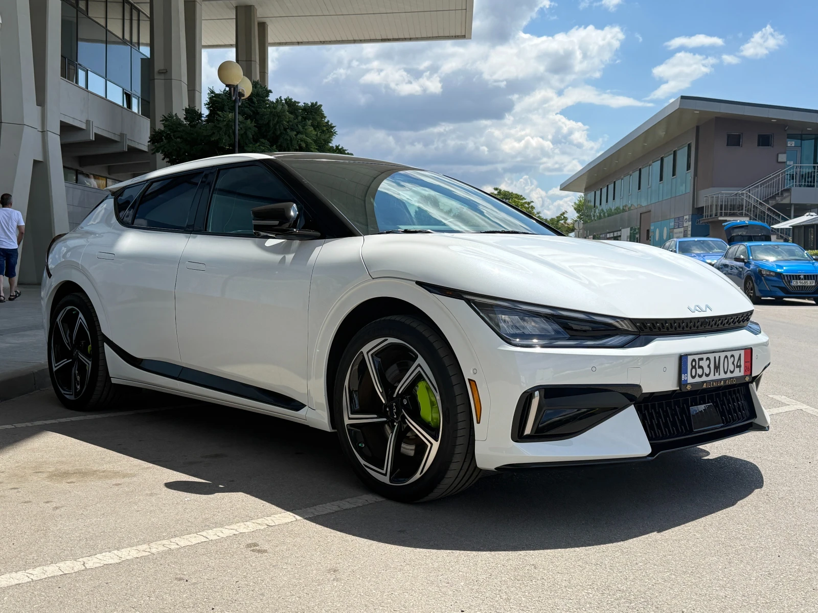 Kia EV6 GT 585к.с. 77.4kWh 11200км!!!! 4х4, снимка 6 - Автомобили и джипове - 55229295