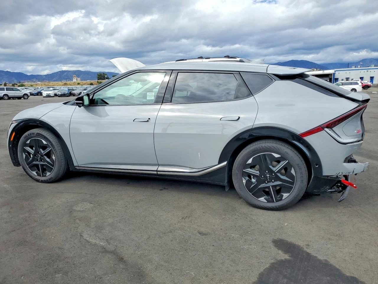Kia EV6 Wind RWD, снимка 2 - Автомобили и джипове - 55314312