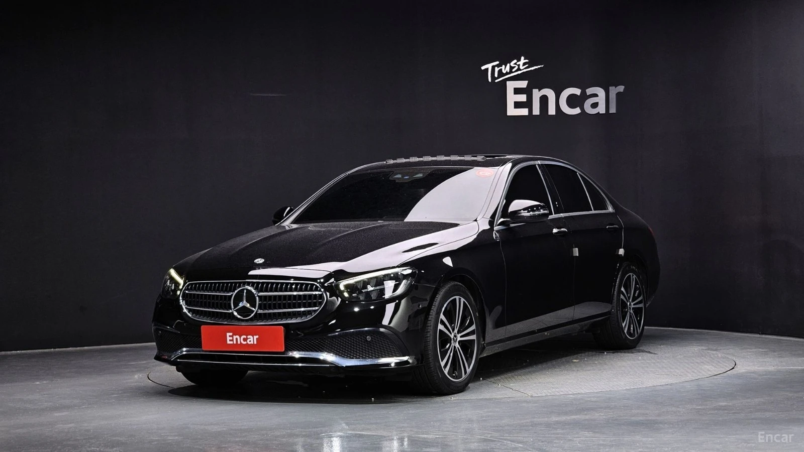 Mercedes-Benz E 250 AVANTGARDE* ПАМЕТ* КАМЕРА* ПОДГРЕВ* 