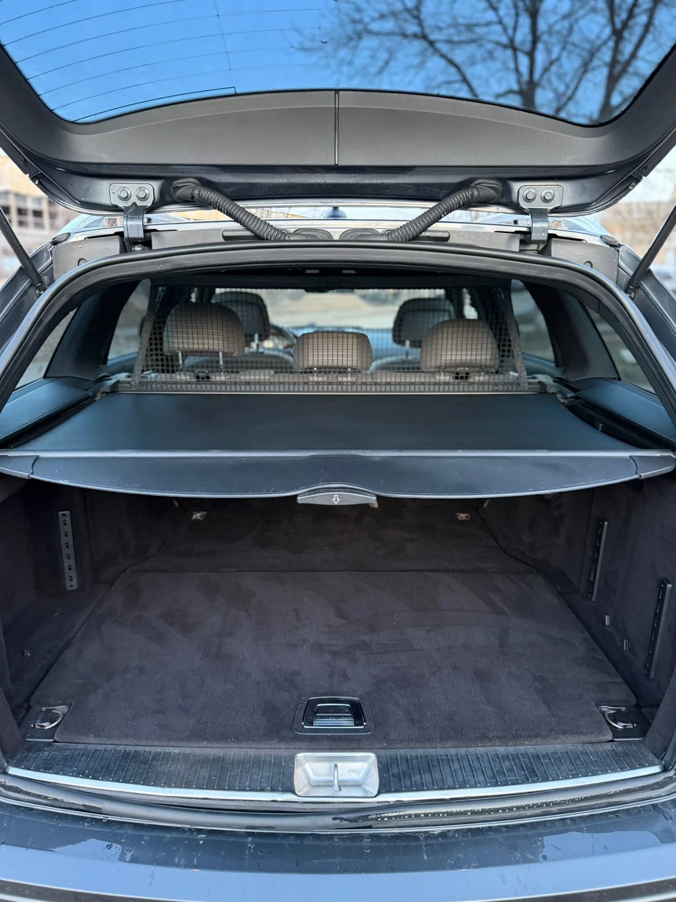 Mercedes-Benz C 320, снимка 9 - Автомобили и джипове - 55769337