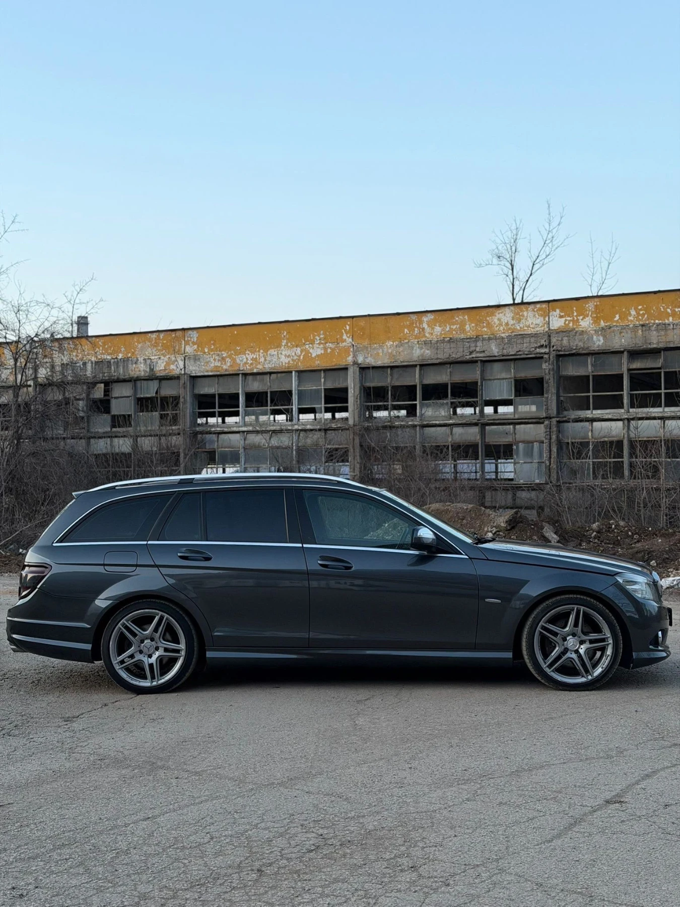 Mercedes-Benz C 320, снимка 6 - Автомобили и джипове - 55769337