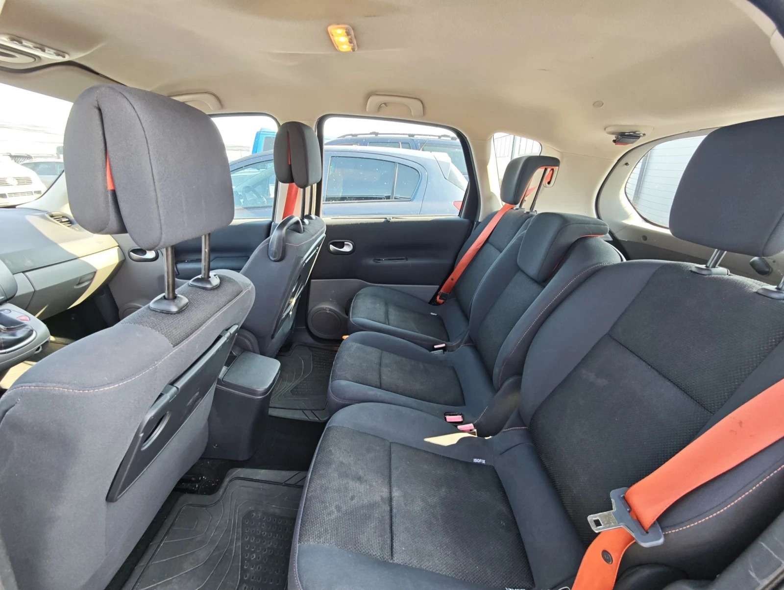 Renault Scenic conquest, снимка 12 - Автомобили и джипове - 55967643