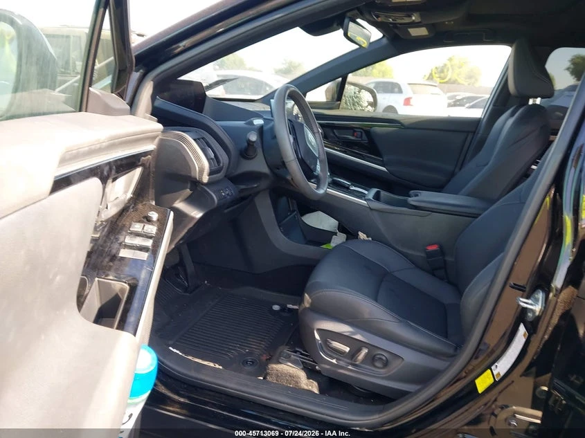Toyota bZ4X Limited, снимка 5 - Автомобили и джипове - 56320340
