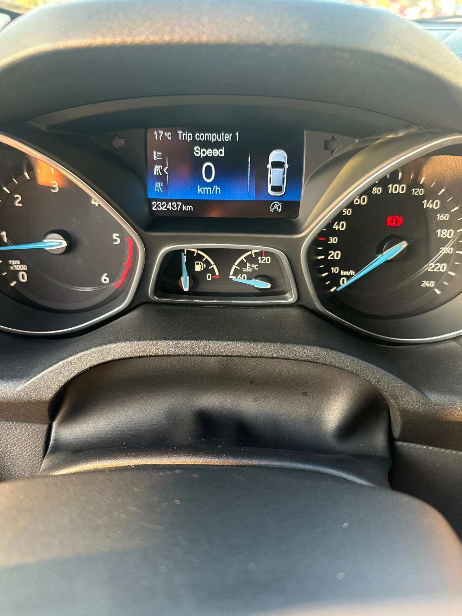 Ford C-max 1.5 TDCi, снимка 17 - Автомобили и джипове - 56404573