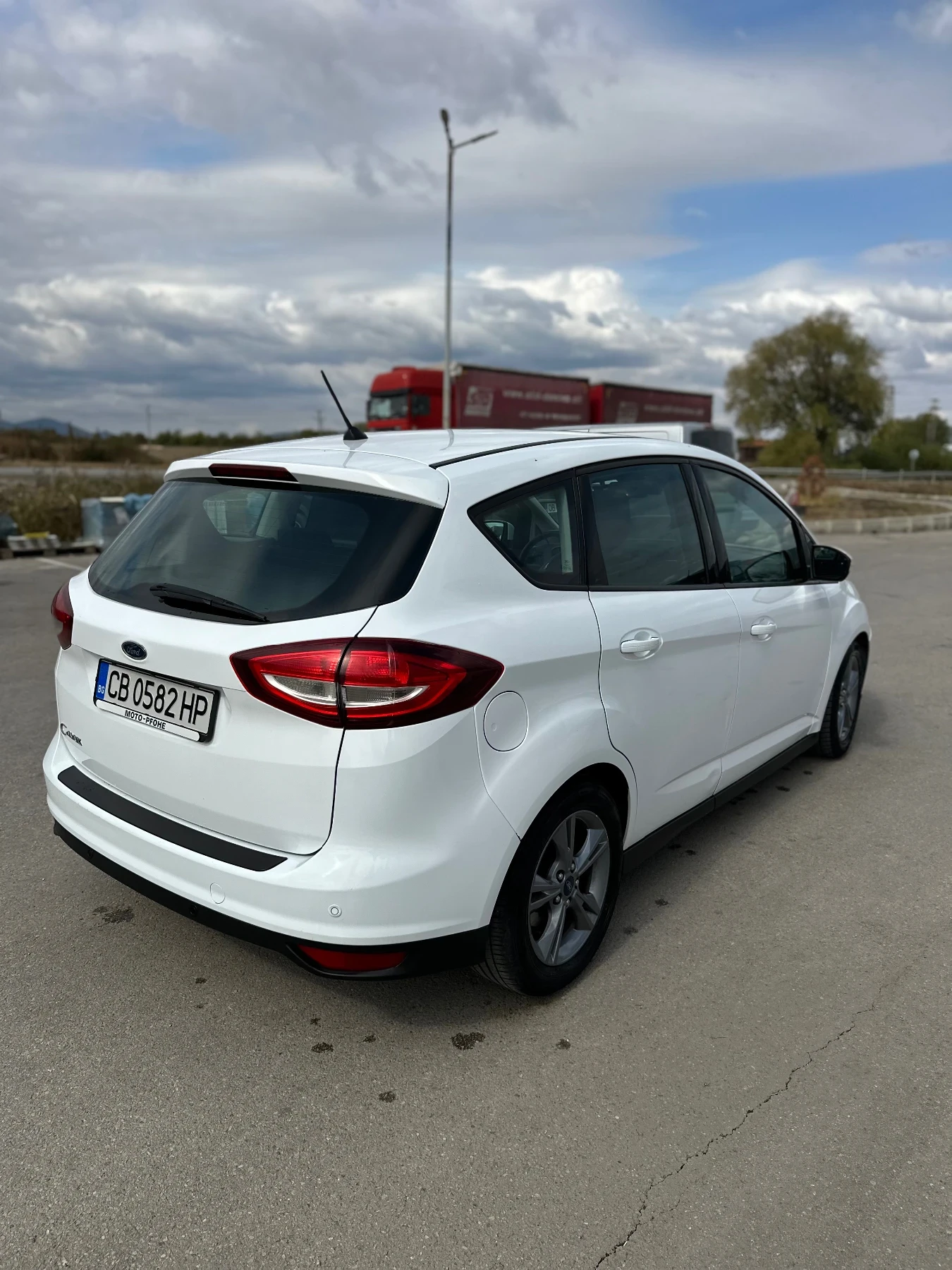Ford C-max 1.5 TDCi, снимка 8 - Автомобили и джипове - 56404573
