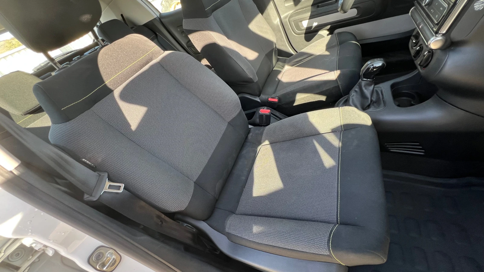 Citroen C3, снимка 8 - Автомобили и джипове - 56621659