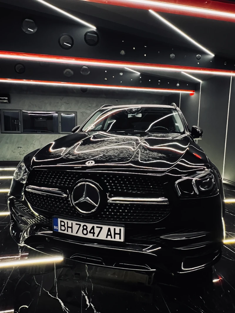 Mercedes-Benz GLE 350 * 4MATIC* AMG* NIGHT PACKET* PANO* 21 * , снимка 1 - Автомобили и джипове - 48711823