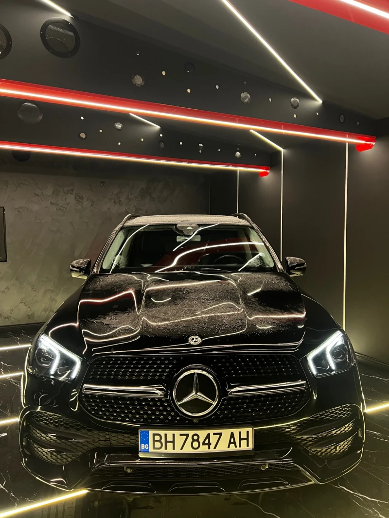 Mercedes-Benz GLE 350 * 4MATIC* AMG* NIGHT PACKET* PANO* 21 * , снимка 3 - Автомобили и джипове - 48711823