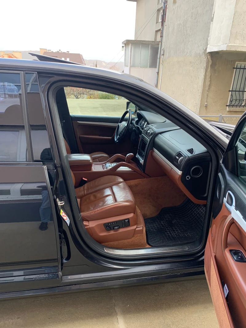Porsche Cayenne, снимка 7 - Автомобили и джипове - 50915099