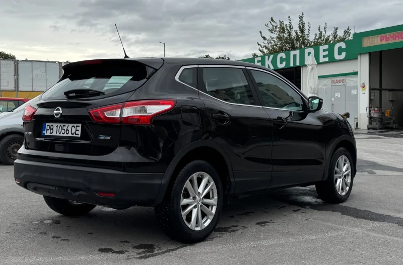 Nissan Qashqai 1600 DCI Камера Навигация , снимка 5 - Автомобили и джипове - 52489000