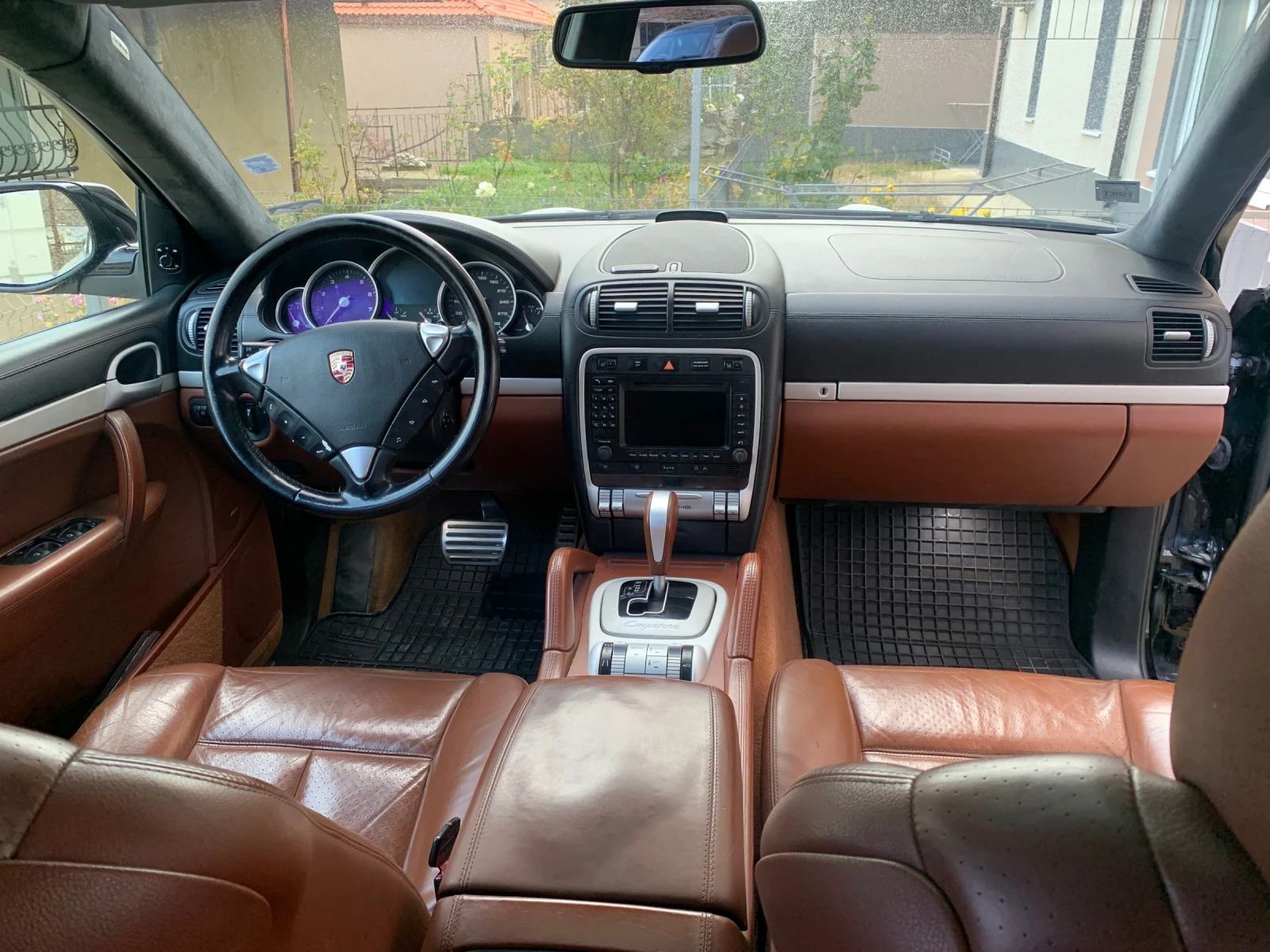 Porsche Cayenne  - изображение 9