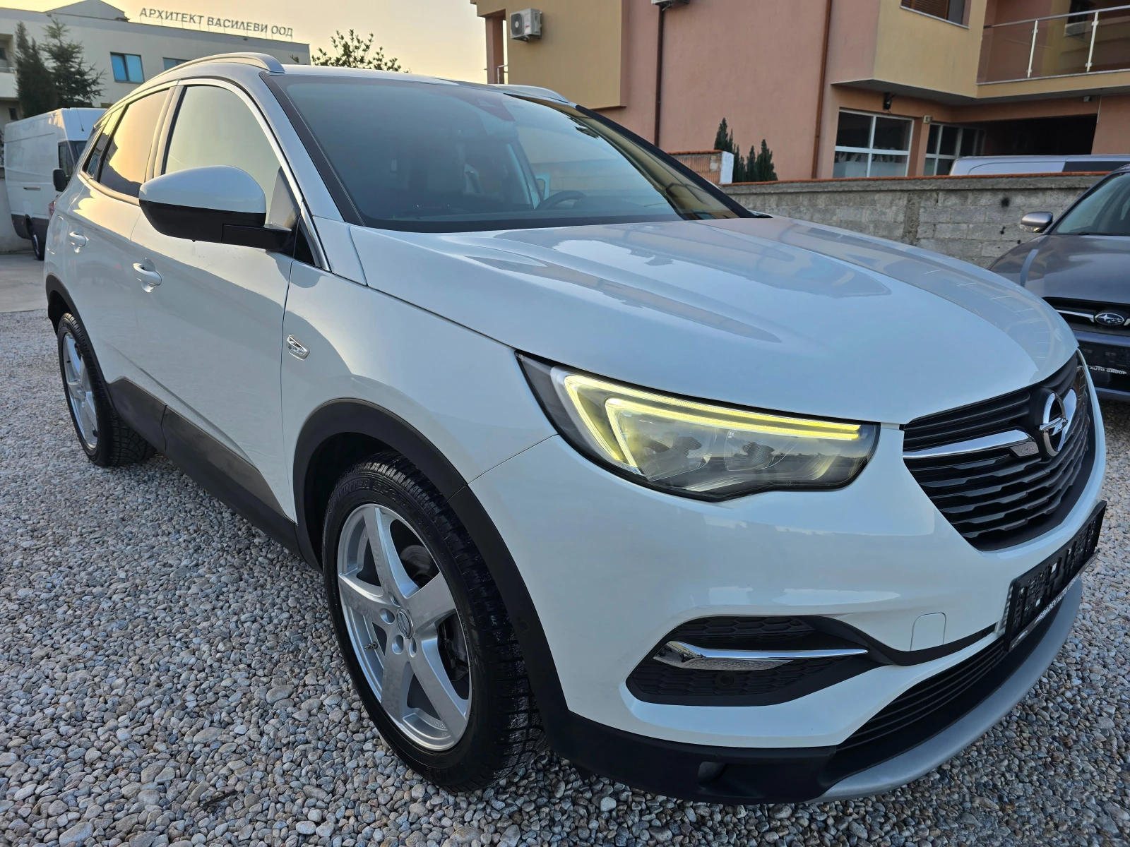 Opel Grandland X 1.5D /AVTOMAT/COSMO/ - изображение 5