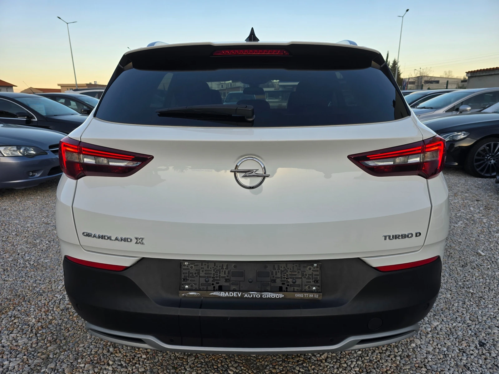 Opel Grandland X 1.5D /AVTOMAT/COSMO/ - изображение 3