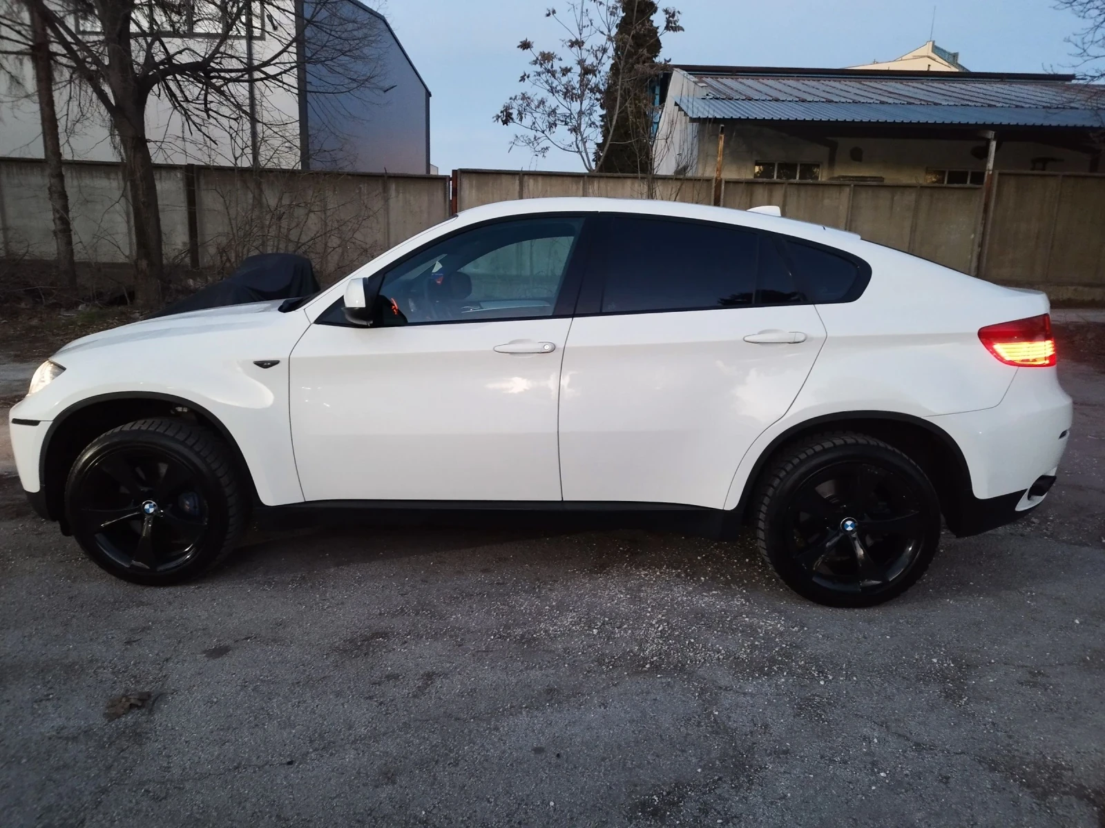 BMW X6, снимка 4 - Автомобили и джипове - 53803037