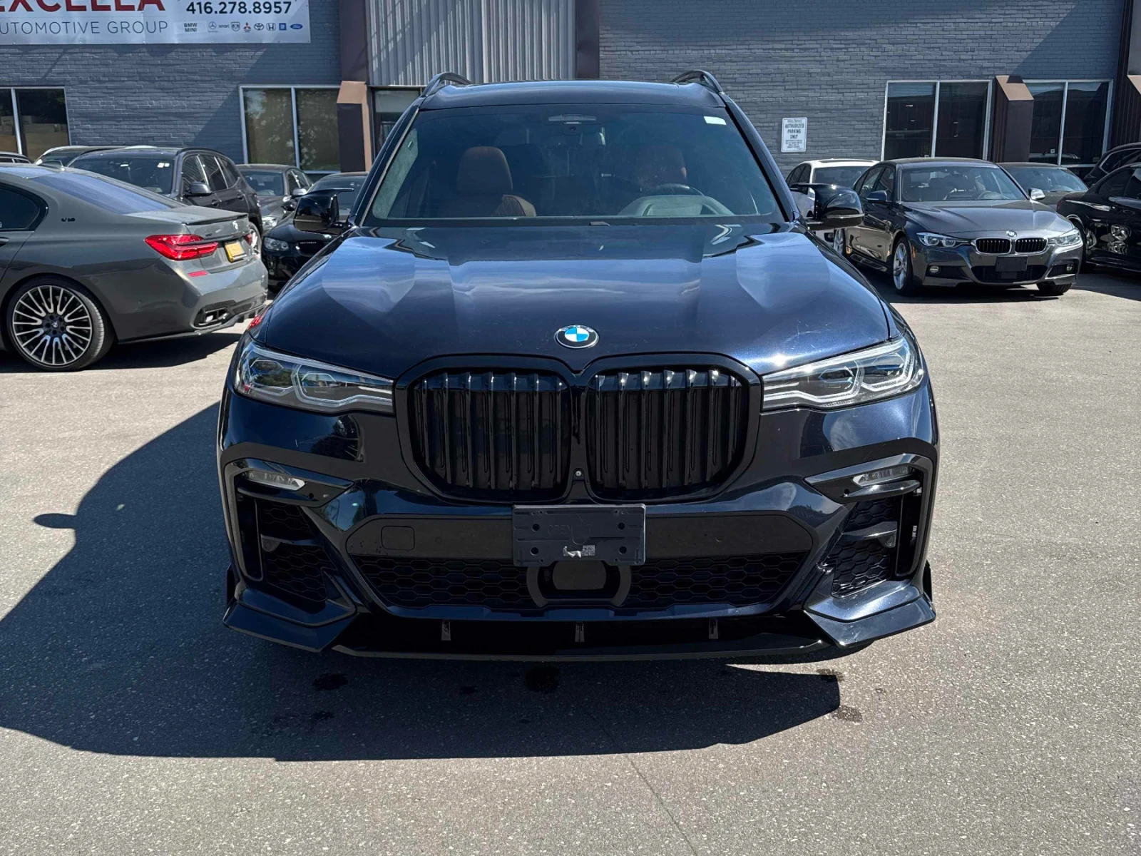 BMW X7 ДИСТРОНИК * ОБДУХВАНЕ * HARMAN KARDON * SWAROVSKI 