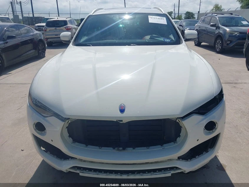 Maserati Levante 3.0l Granlusso, снимка 12 - Автомобили и джипове - 55130753