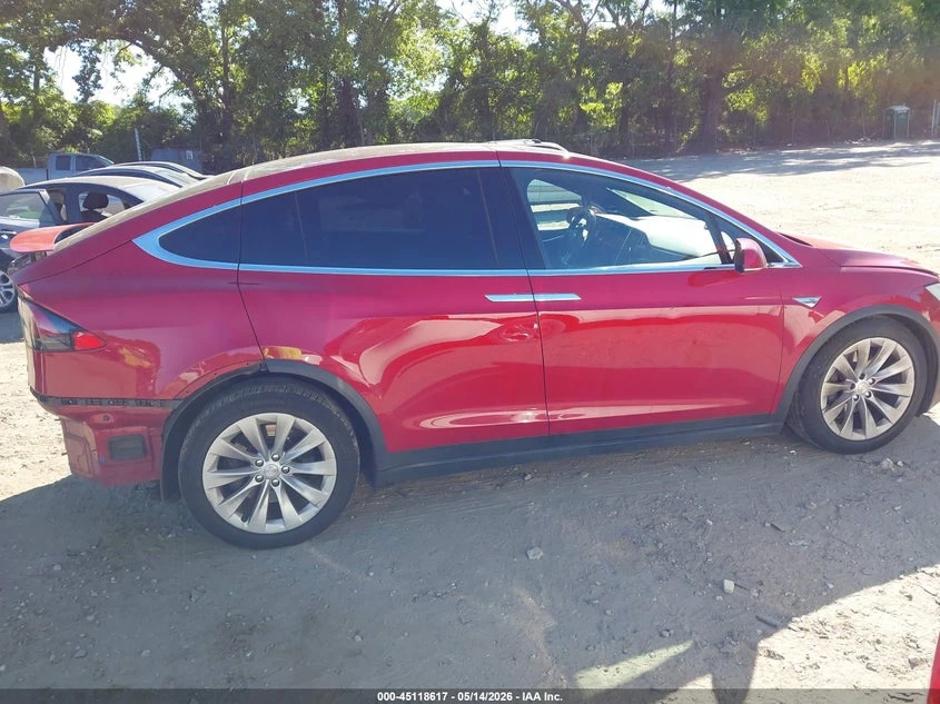 Tesla Model X 60D/70D/75D/90D/P100D, снимка 13 - Автомобили и джипове - 55893386