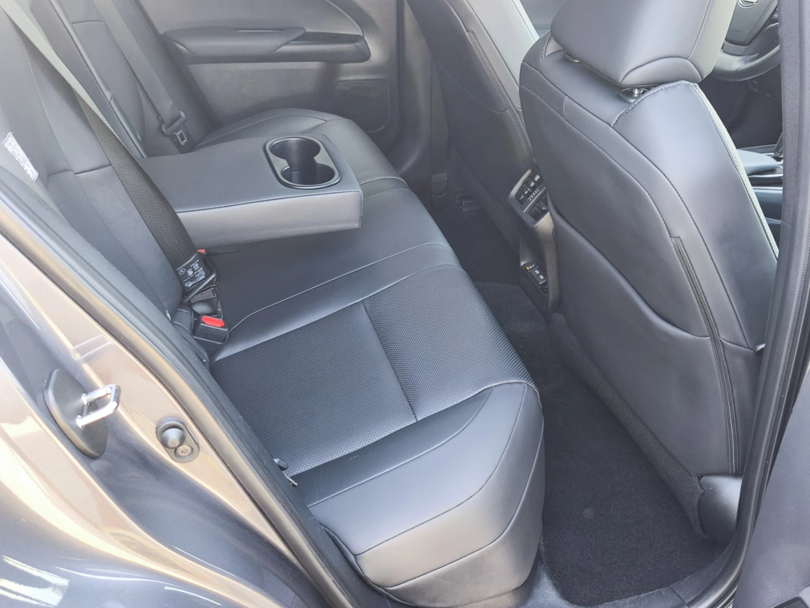 Lexus UX 300e Luxury ��������! | Mobile.bg � ����������� 14