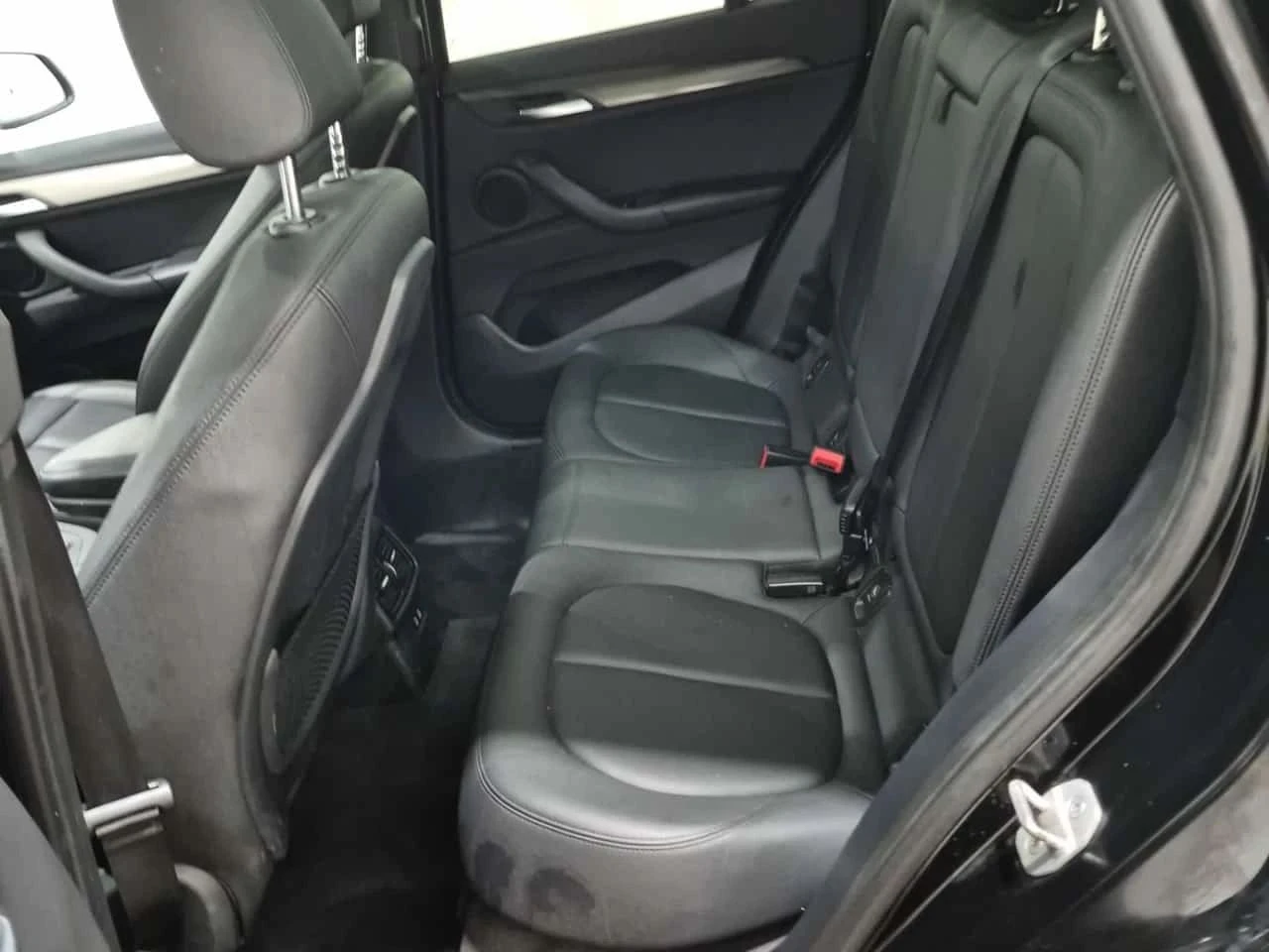 BMW X1, снимка 13 - Автомобили и джипове - 56685631