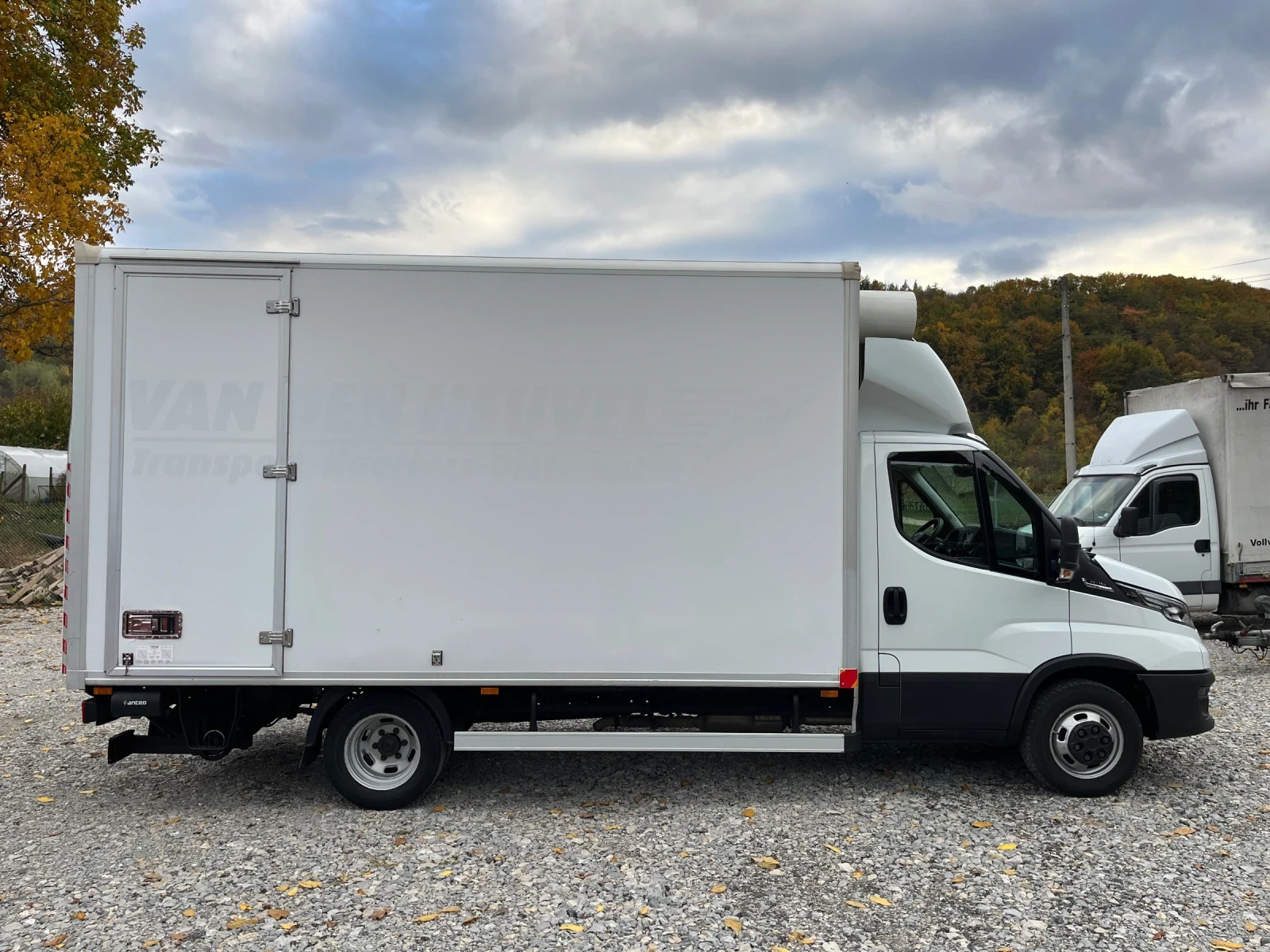 Iveco Daily 35C18* HI-MATIC* БОРД + ВРАТА* LED* AC*  - изображение 6