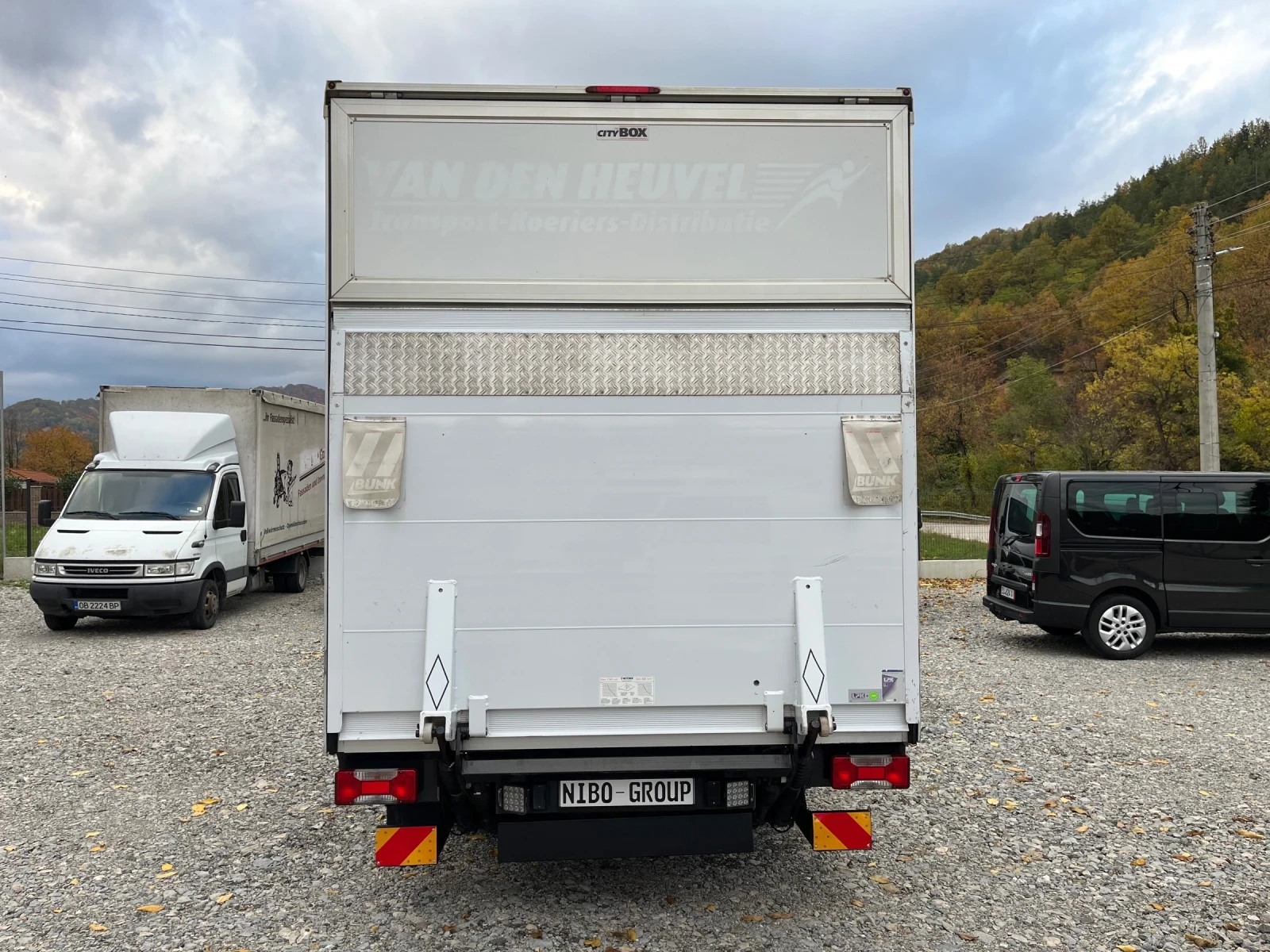 Iveco Daily 35C18* HI-MATIC* БОРД + ВРАТА* LED* AC*  - изображение 4