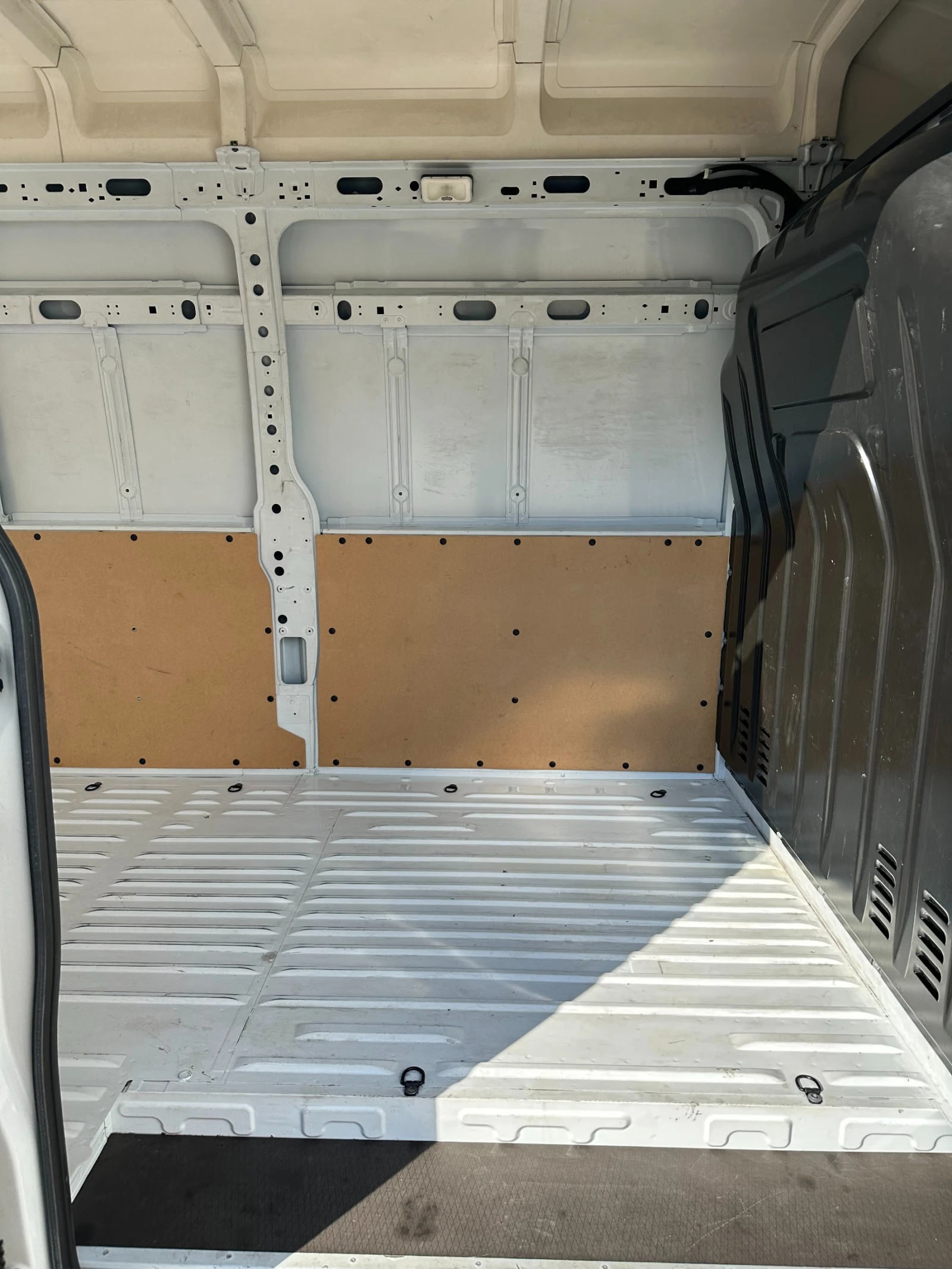 Renault Master, снимка 9 - Бусове и автобуси - 54326989