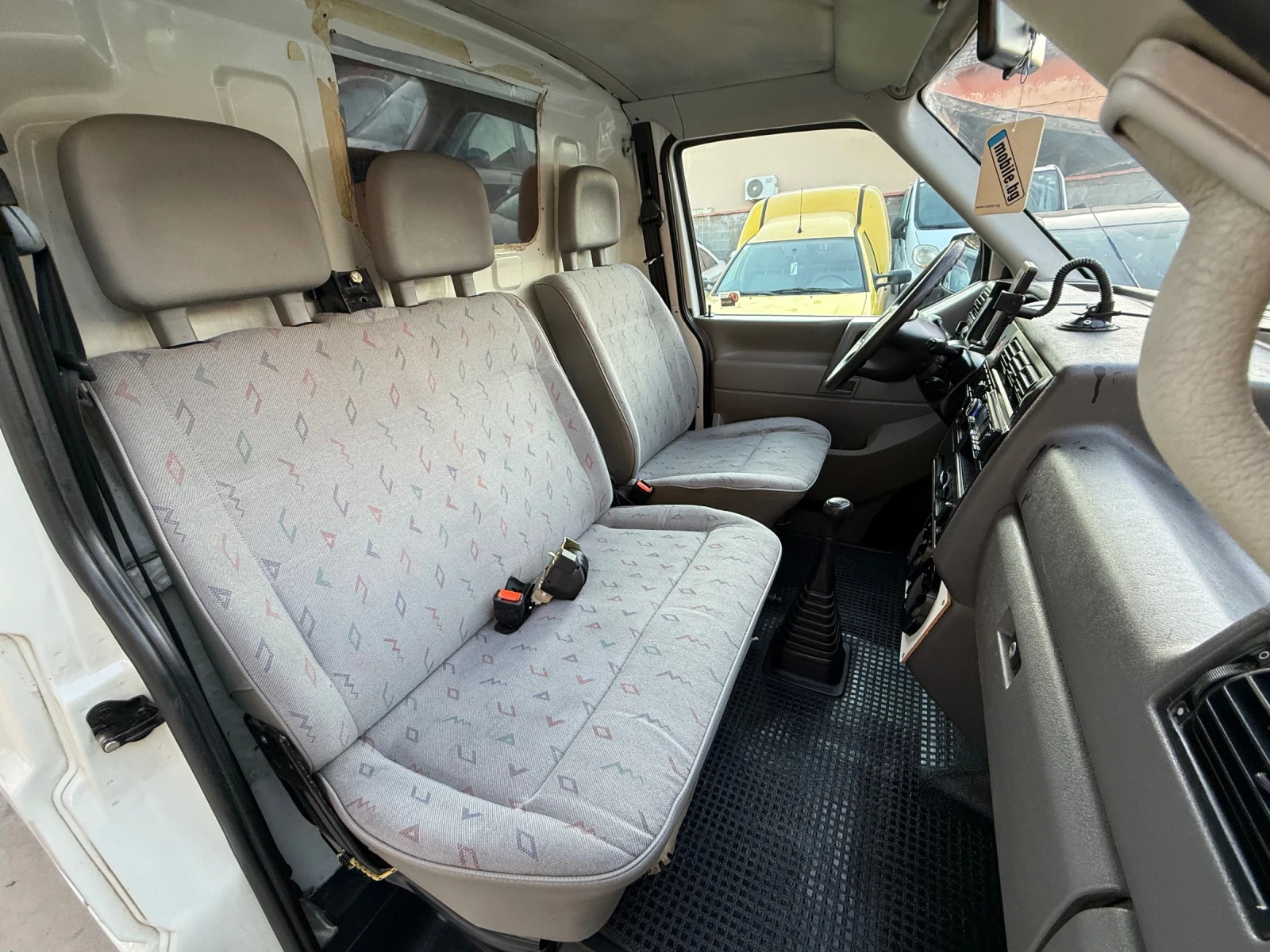 VW T4 2.4 3 броя налични, снимка 11 - Бусове и автобуси - 54341117