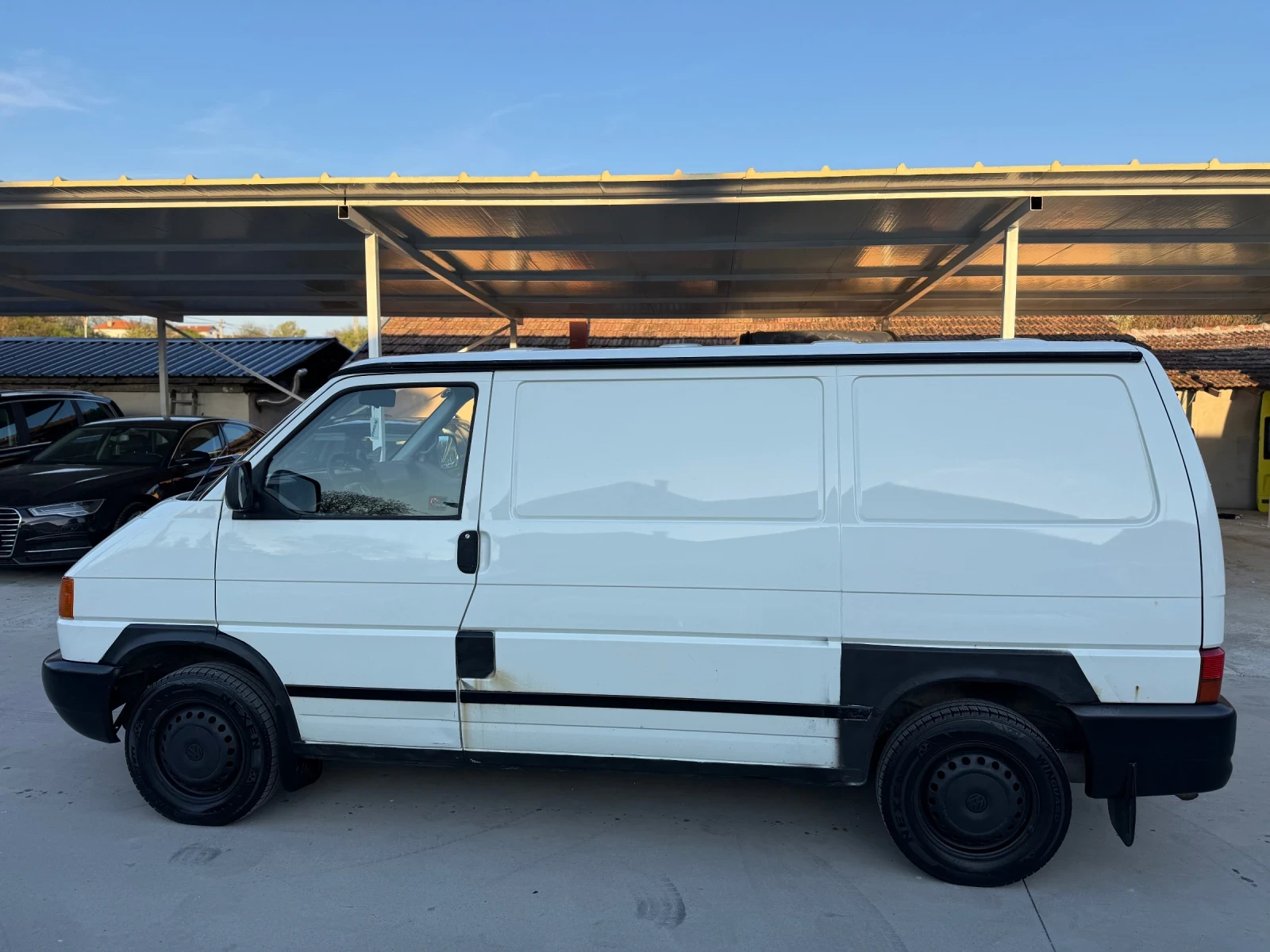 VW T4 2.4 3 броя налични, снимка 8 - Бусове и автобуси - 54341117