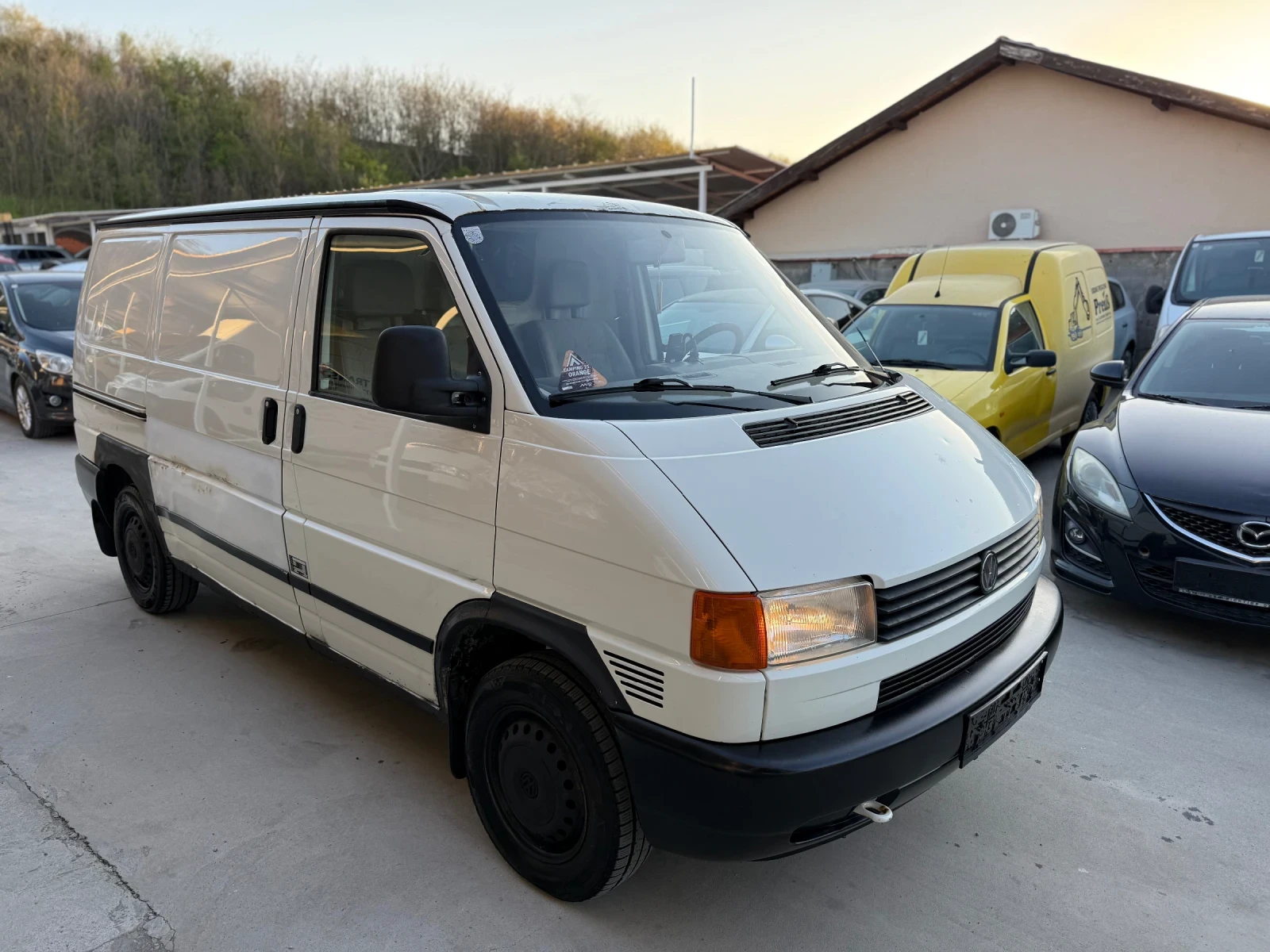 VW T4 2.4 3 броя налични, снимка 3 - Бусове и автобуси - 54341117