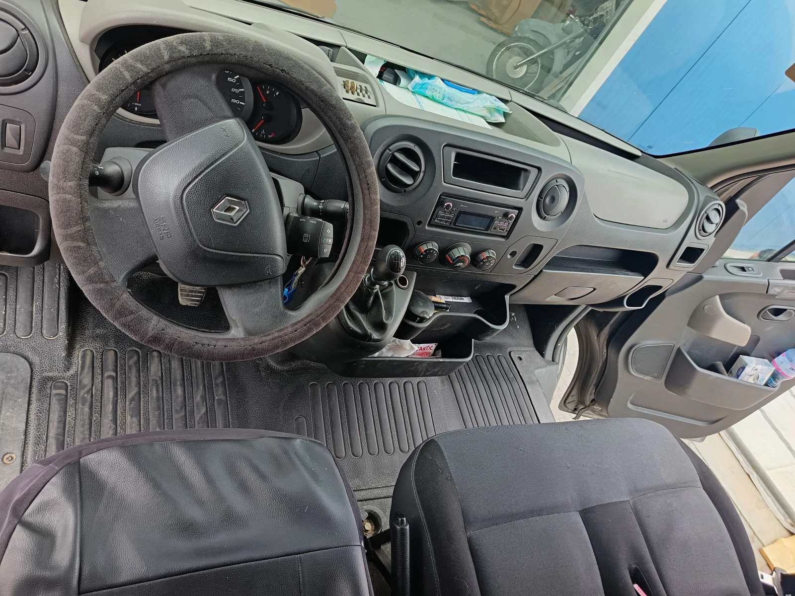 Renault Master, снимка 8 - Бусове и автобуси - 55124033