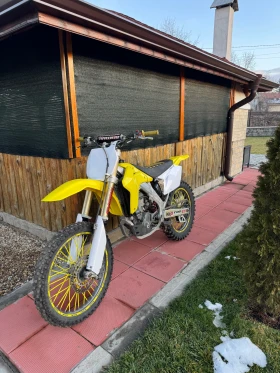  Suzuki Rmz